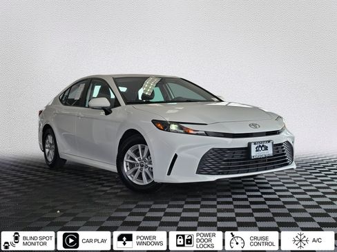 Used 2025 Toyota Camry LE FWD image 1