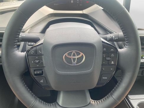 Used 2025 Toyota Prius Limited FWD image 13