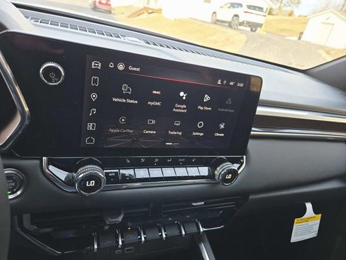 New 2026 GMC Canyon Elevation w/ Convenience Package image 22