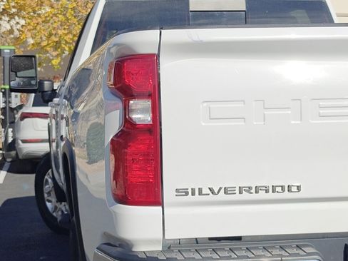 Used 2023 Chevrolet Silverado 3500 LT w/ Convenience Package image 35