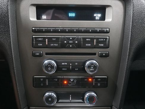 Used 2013 Ford Mustang Coupe image 17