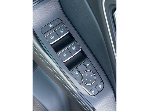 Certified 2021 Nissan Rogue Platinum AWD/4WD image 12
