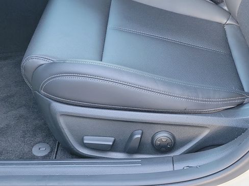 Certified 2026 Genesis G70 2.5T RWD image 19