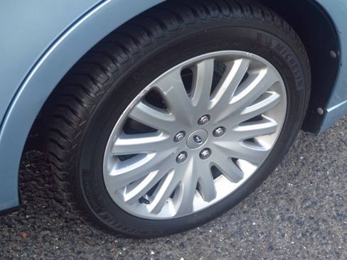 Used 2010 Ford Fusion Hybrid FWD image 30