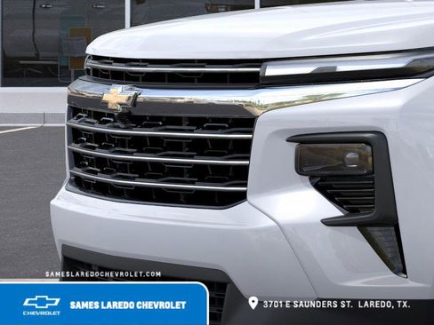New 2026 Chevrolet Traverse LT w/ Driver Confidence Package image 13