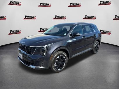 New 2025 Kia Sorento S