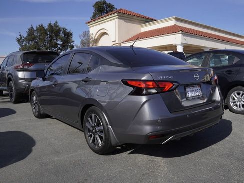 Used 2023 Nissan Versa S w/ S Plus Package image 4