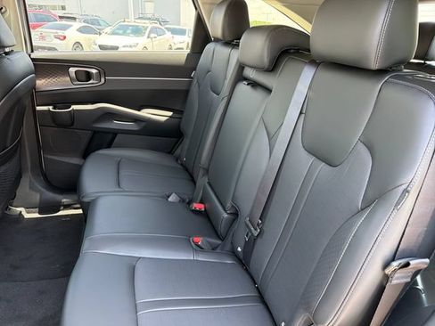 New 2026 Kia Sorento S FWD image 19