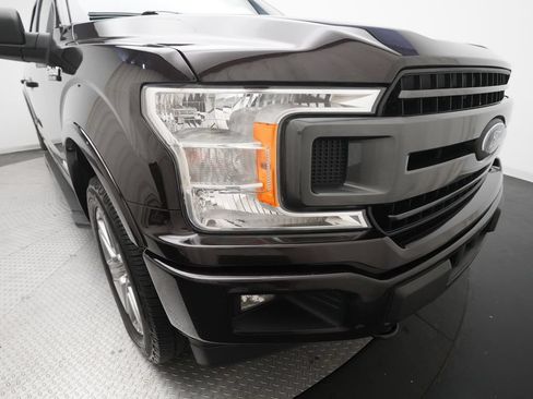 Used 2019 Ford F150 XLT w/ Equipment Group 302A Luxury AWD/4WD image 21