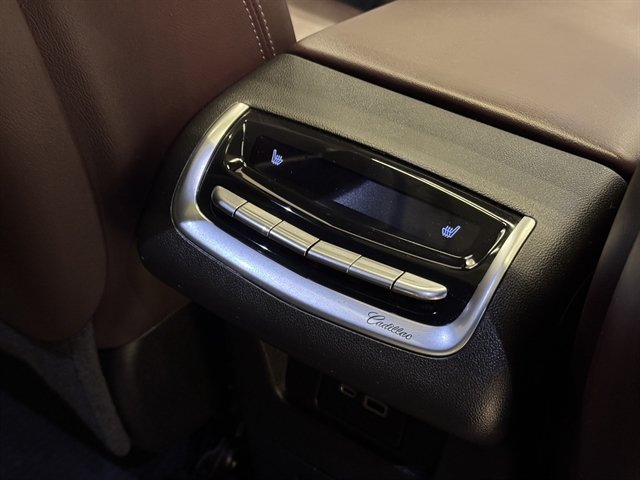 Used 2021 Cadillac XT6 Premium Luxury AWD/4WD image 18