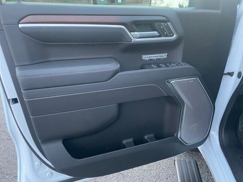 New 2026 GMC Sierra 1500 Denali AWD/4WD image 18