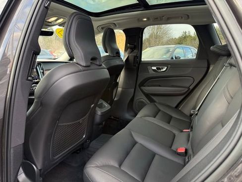 Certified 2023 Volvo XC60 B5 Plus w/ Climate Package image 27