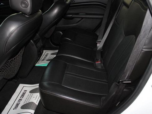 Used 2015 Cadillac SRX Luxury image 14