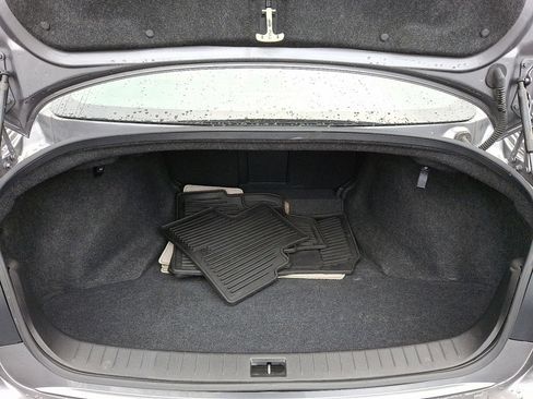 Used 2019 INFINITI Q50 Luxe w/ Essential Package (3.0T Luxe) image 17