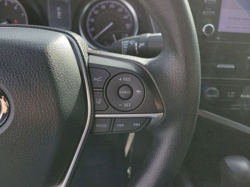 Used 2023 Toyota Camry LE image 27