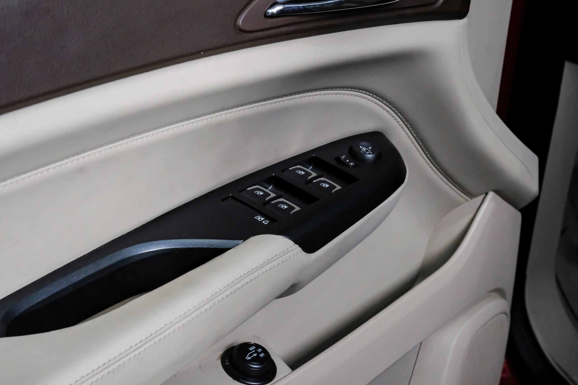Used 2016 Cadillac SRX Luxury FWD image 48