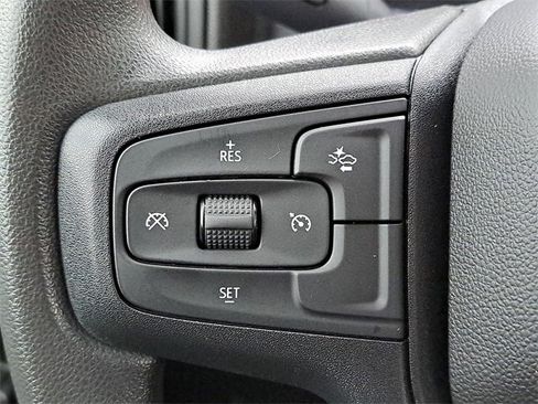 Used 2024 Chevrolet Silverado 1500 Custom image 18