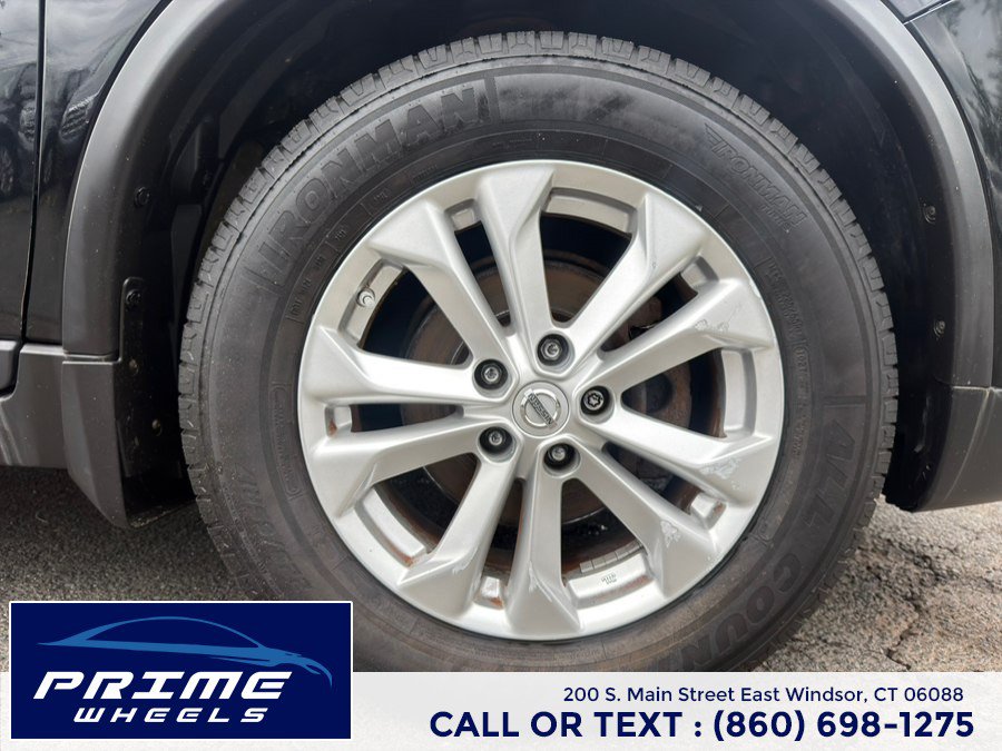 Used 2015 Nissan Rogue SV w/ SV Premium Package AWD/4WD image 26