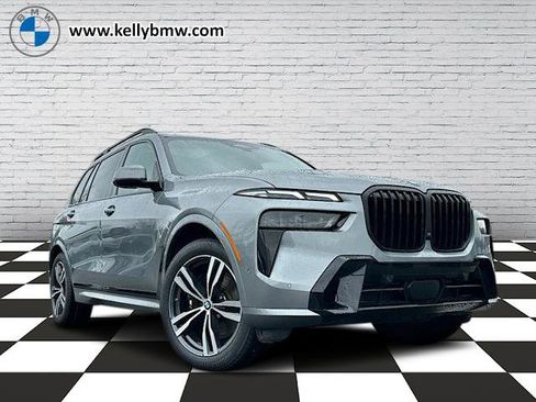 Certified 2024 BMW X7 xDrive40i w/ M Sport Package image 1