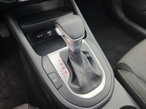 Used 2024 Kia Forte LXS FWD image 29