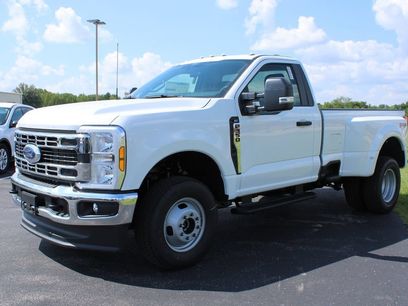 New 2026 Ford F350 XLT w/ FX4 Off-Road Package