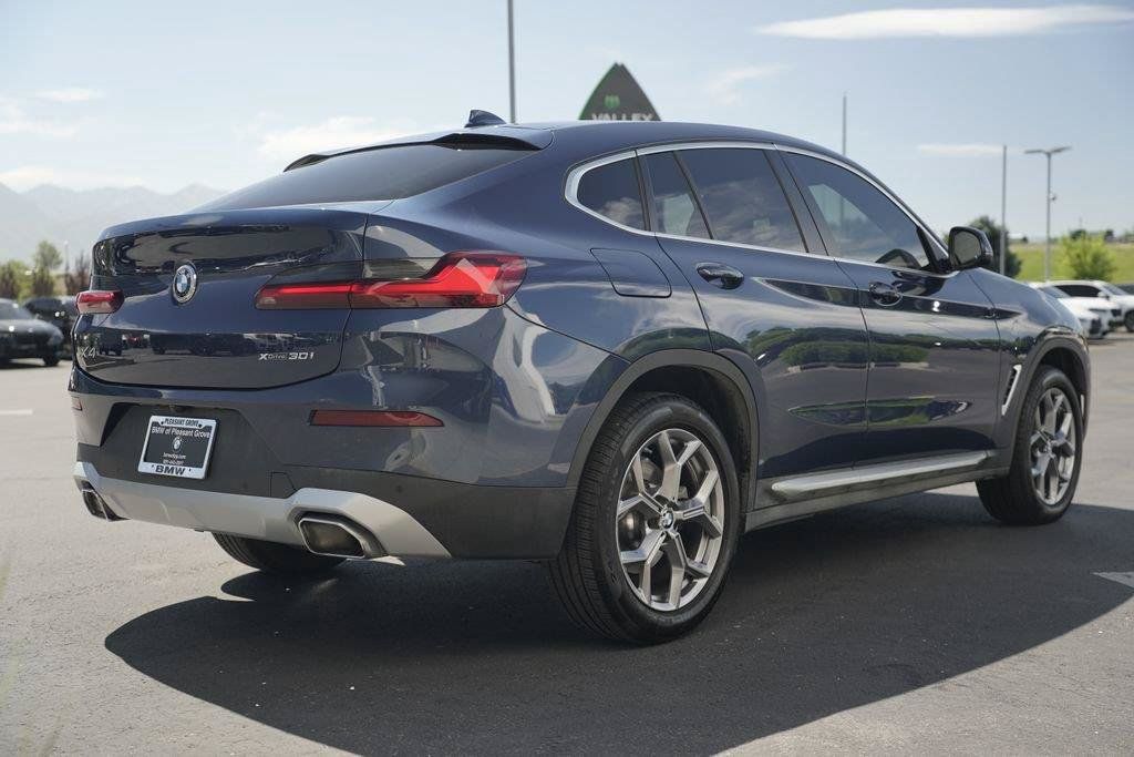 Used 2025 BMW X4 xDrive30i w/ Premium Package AWD/4WD image 5