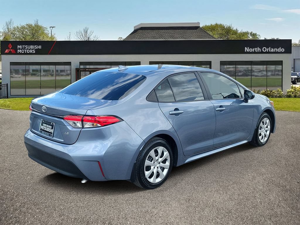 Used 2025 Toyota Corolla LE FWD image 3