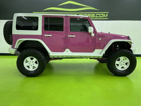 Used 2008 Jeep Wrangler Unlimited Rubicon w/ PWR Convenience Group image 11