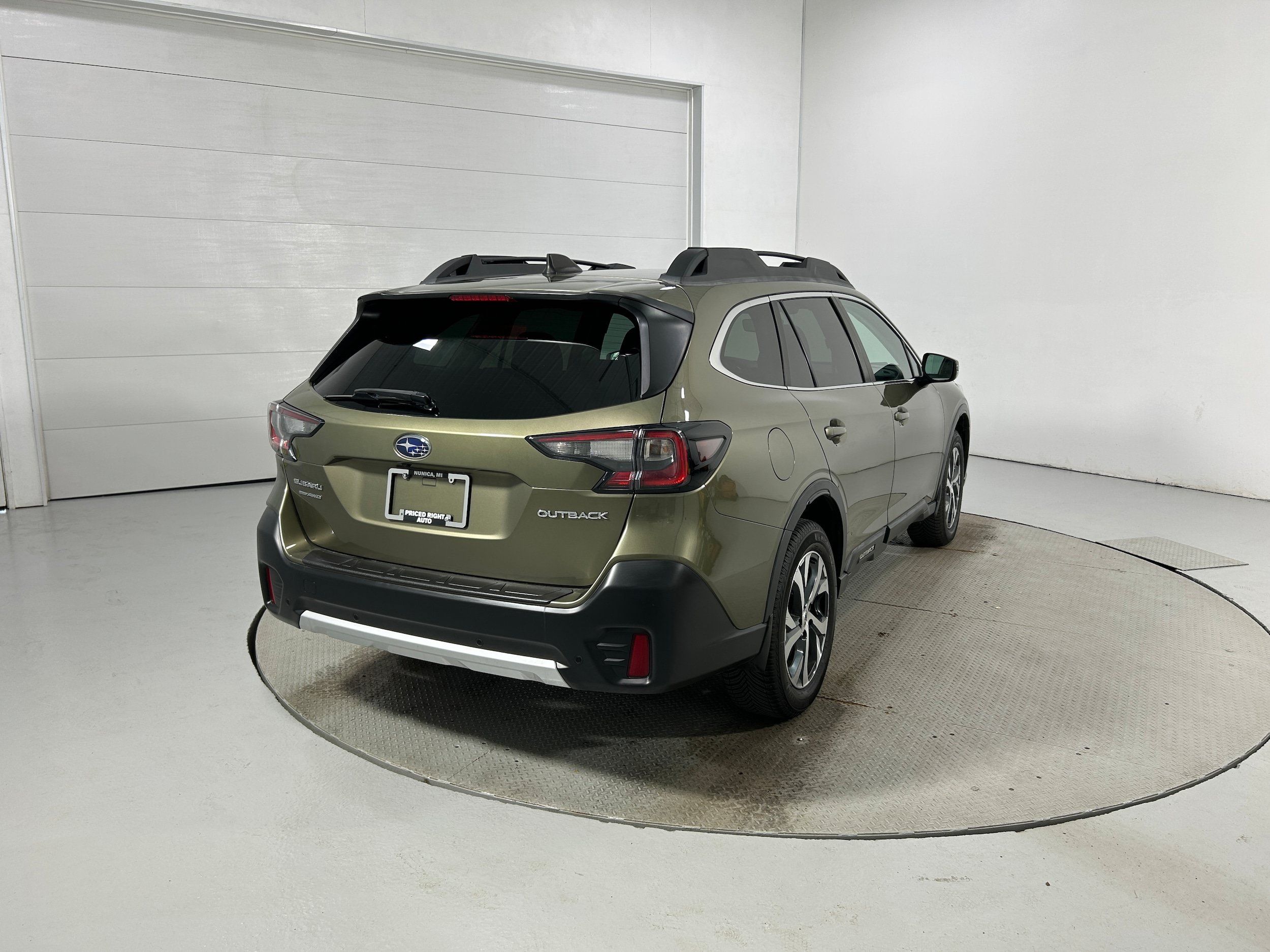 Used 2020 Subaru Outback Limited AWD/4WD image 38