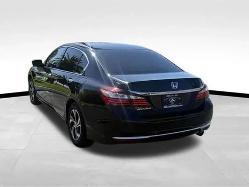 Used 2016 Honda Accord LX image 4