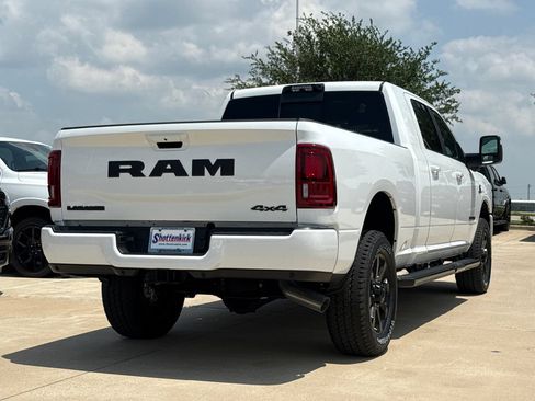 New 2026 RAM 2500 Laramie w/ Night Edition AWD/4WD image 9