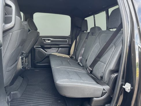 Used 2019 RAM 1500 Big Horn AWD/4WD image 24