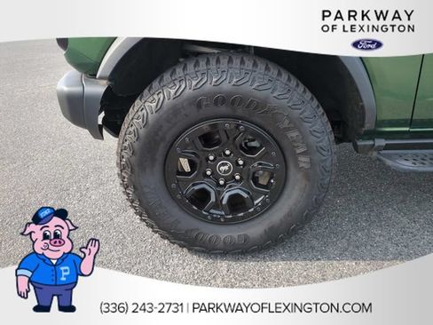 Used 2022 Ford Bronco Badlands w/ Sasquatch Package AWD/4WD image 10