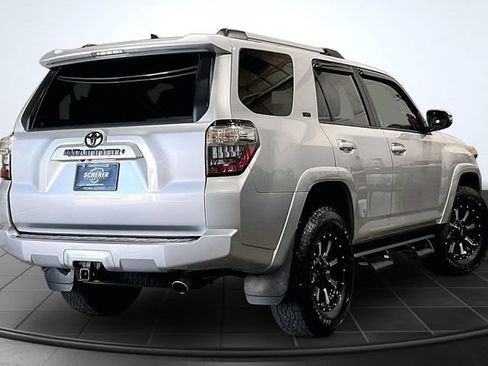 Used 2019 Toyota 4Runner SR5 Premium AWD/4WD image 2