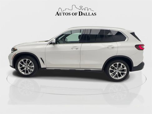 Used 2022 BMW X5 xDrive40i w/ Parking Assistance Package image 6