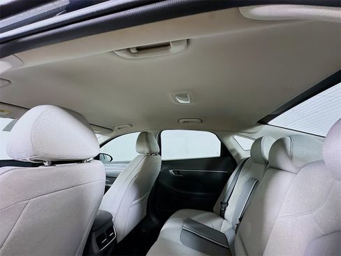 Used 2020 Hyundai Sonata SEL w/ Convenience Package image 13