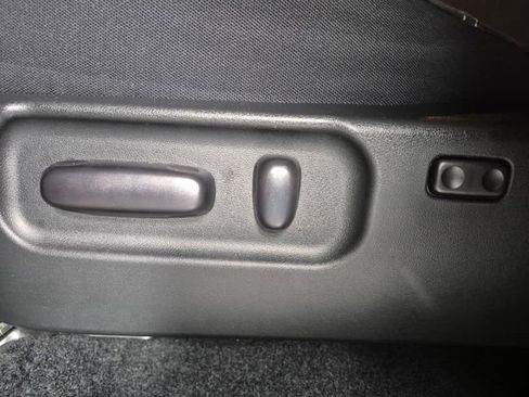 Certified 2023 Toyota Tacoma TRD Sport AWD/4WD image 16