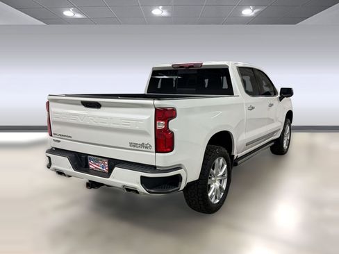 Used 2023 Chevrolet Silverado 1500 High Country w/ Technology Package image 7