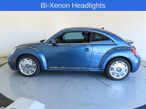 Used 2019 Volkswagen Beetle 2.0T SE image 8