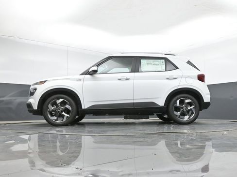 New 2026 Hyundai Venue SEL image 11