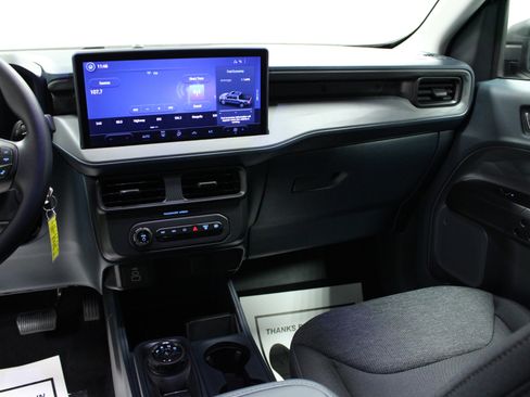 New 2025 Ford Maverick XL w/ Equipment Group 102A image 19