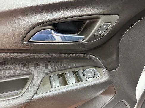 Used 2024 Chevrolet Equinox RS w/ LPO, Floor Liner Package AWD/4WD image 19