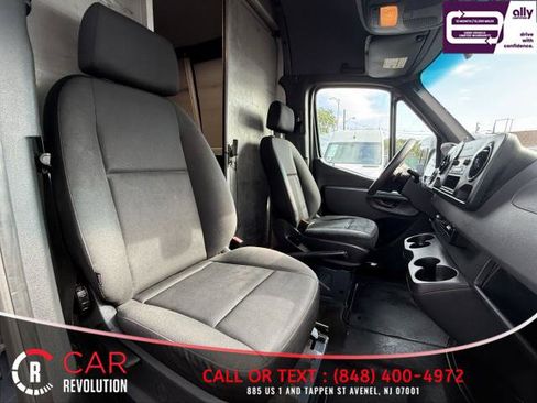 Used 2019 Mercedes-Benz Sprinter 170 image 31
