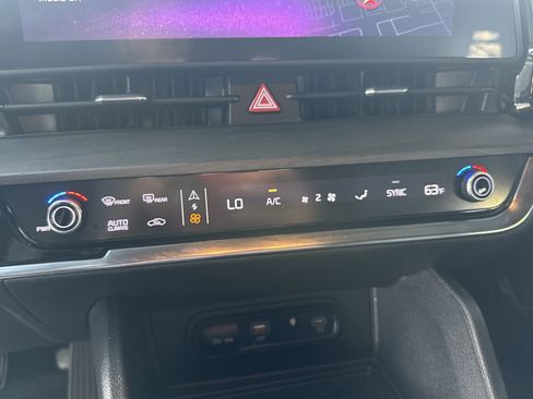 Certified 2023 Kia Sportage X-Line image 17