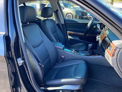 Used 2011 BMW 328i xDrive Sedan image 8