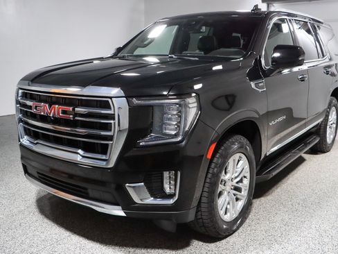 Used 2023 GMC Yukon SLT w/ SLT Luxury Package AWD/4WD image 37