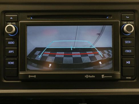 Used 2017 Toyota Tacoma SR5 image 27