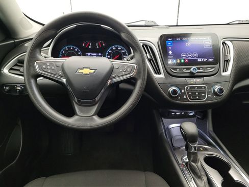 Used 2024 Chevrolet Malibu LT FWD image 22
