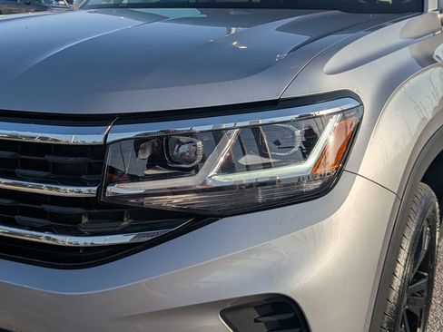 Certified 2023 Volkswagen Atlas SE w/ Panoramic Sunroof Package FWD image 7