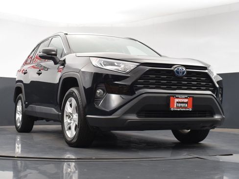 Used 2021 Toyota RAV4 XLE w/ Convenience Package AWD/4WD image 31